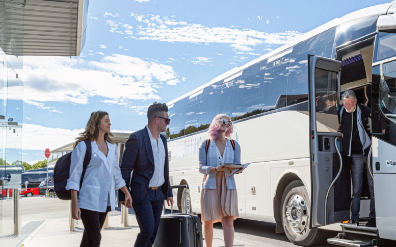 Group airport transfer with Melbourne coach hire